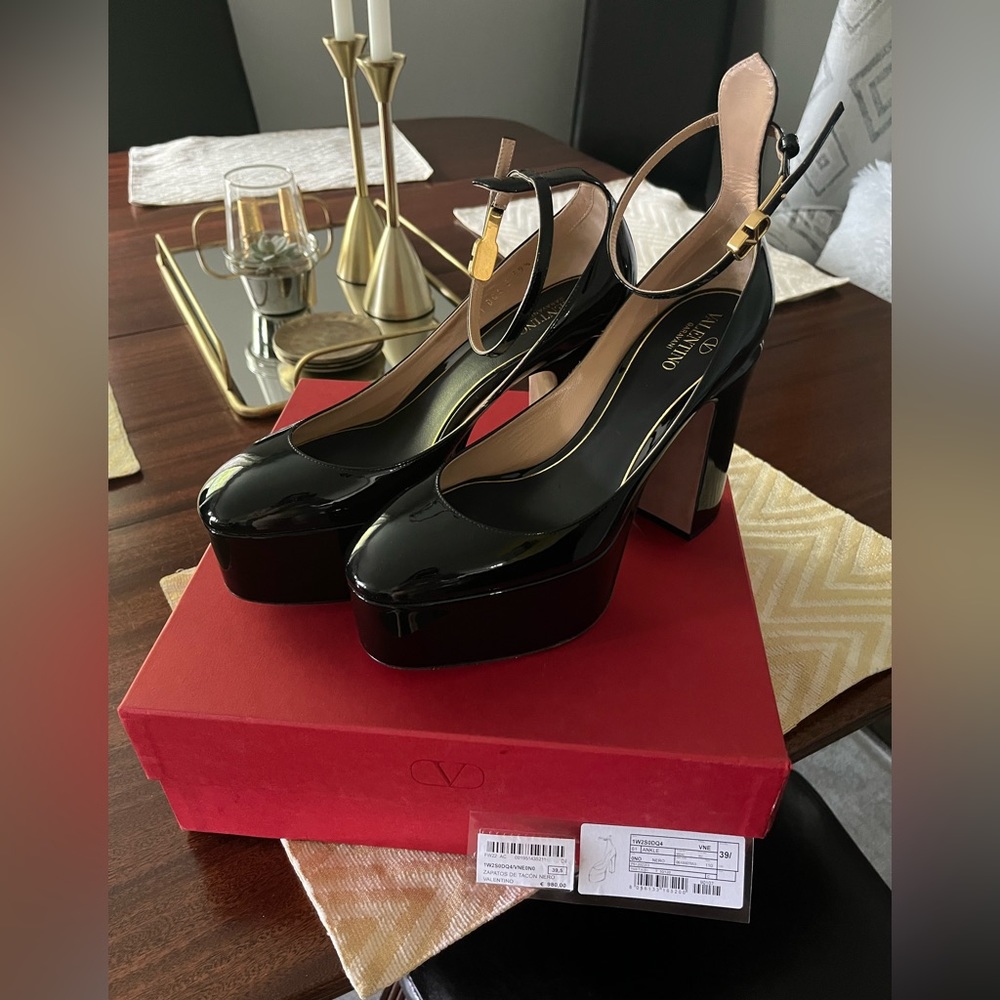 Valentino Garavani Tan-Go Patent Leather Pumps